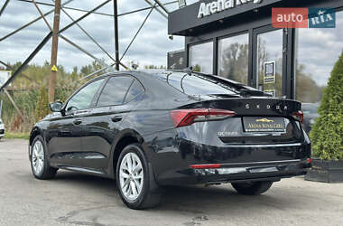 Ліфтбек Skoda Octavia 2023 в 
