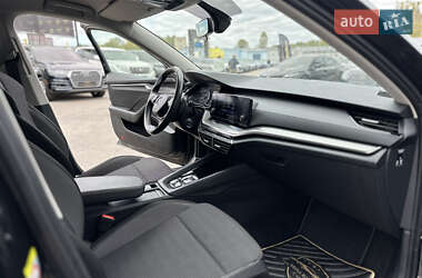 Ліфтбек Skoda Octavia 2023 в 