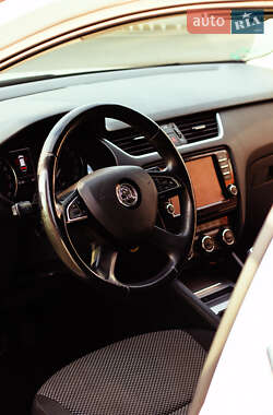 Универсал Skoda Octavia 2014 в 