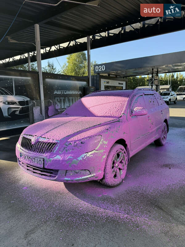 Универсал Skoda Octavia 2008 в Ровно