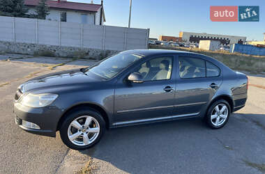 Лифтбек Skoda Octavia 2010 в 