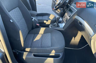 Лифтбек Skoda Octavia 2010 в 