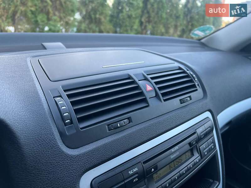 Універсал Skoda Octavia 2010 в Полтаві