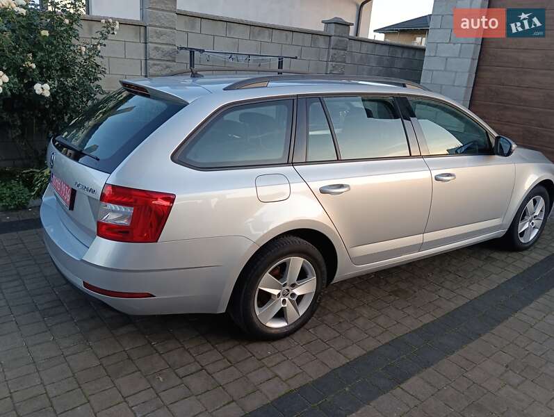 Універсал Skoda Octavia 2017 в Рівному