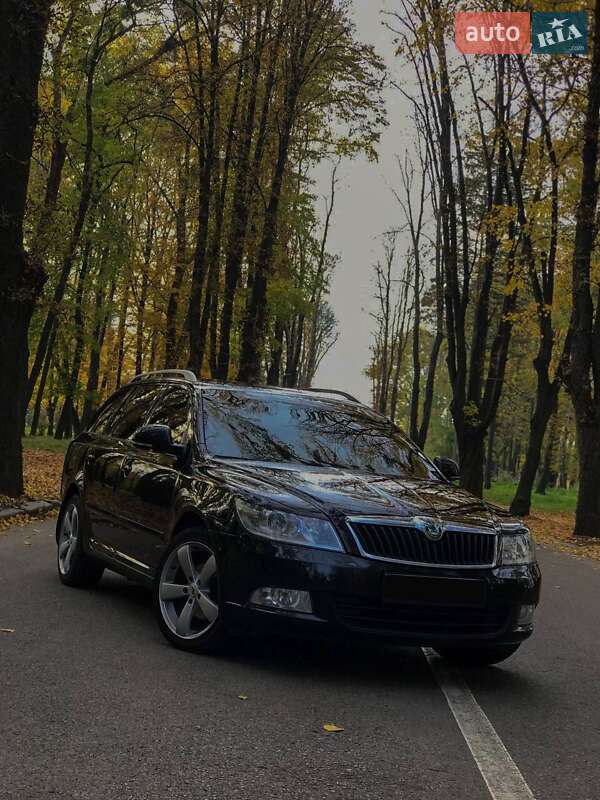 Универсал Skoda Octavia 2011 в Черновцах