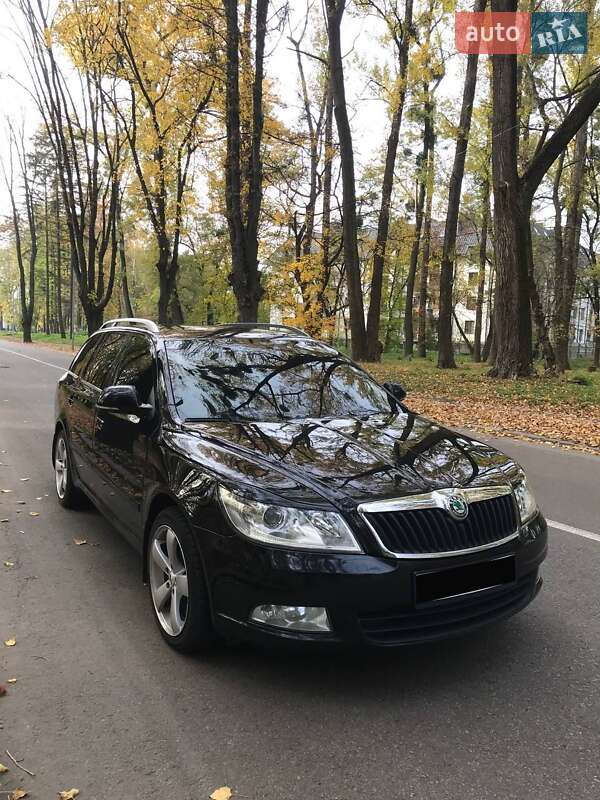 Универсал Skoda Octavia 2011 в Черновцах