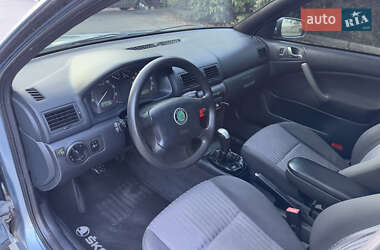 Универсал Skoda Octavia 2002 в 