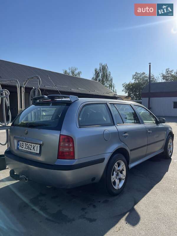 Універсал Skoda Octavia 2002 в Бару