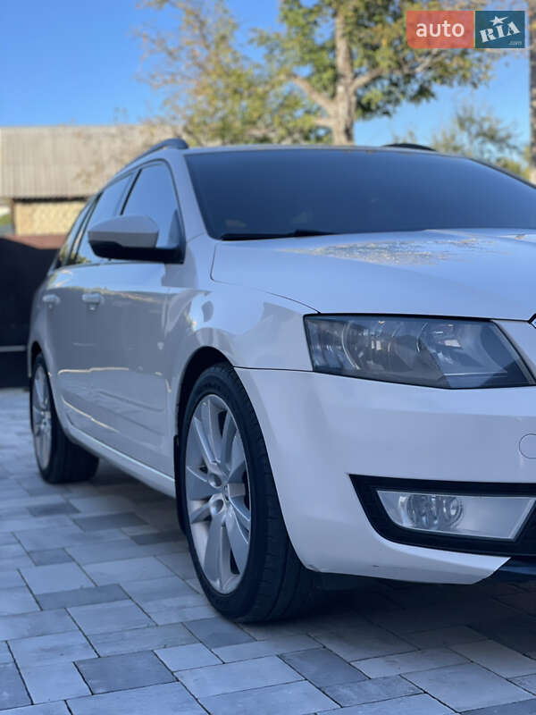 Универсал Skoda Octavia 2013 в Виноградове