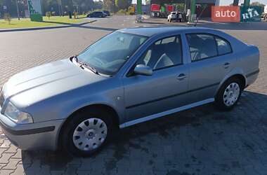 Ліфтбек Skoda Octavia 2004 в Луцьку