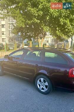 Универсал Skoda Octavia 2009 в 