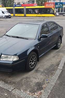 Ліфтбек Skoda Octavia 2003 в Києві