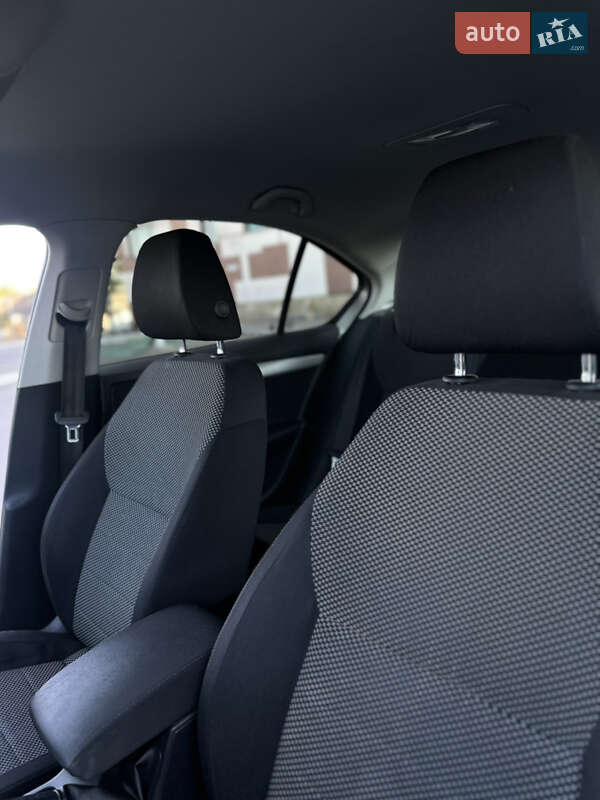 Лифтбек Skoda Octavia 2013 в Николаеве фото 20 Лифтбек Skoda Octavia 2013 в Николаеве