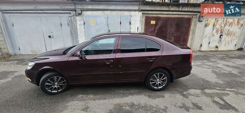Лифтбек Skoda Octavia 2012 в Киеве