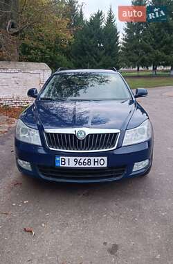 Универсал Skoda Octavia 2011 в Глухове