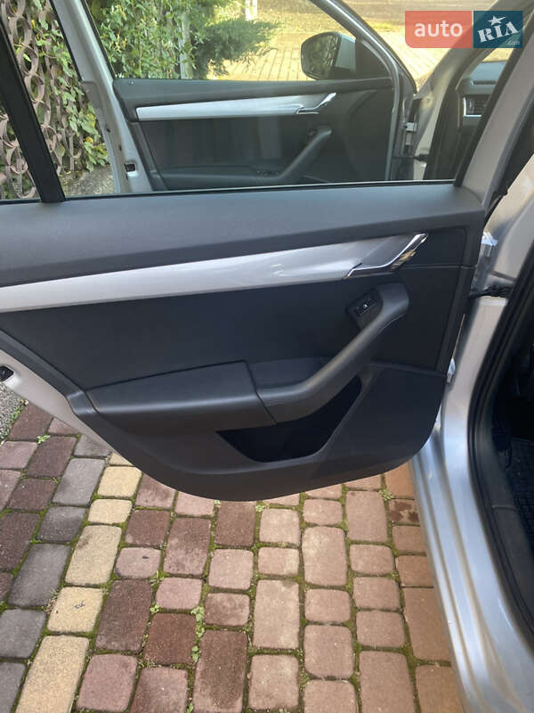 Универсал Skoda Octavia 2015 в Хусте фото 34 Универсал Skoda Octavia 2015 в Хусте