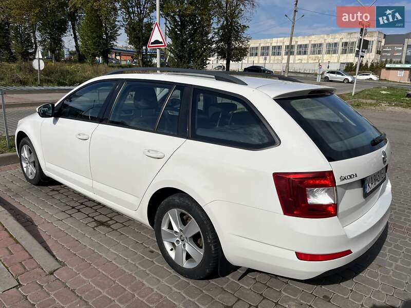 Універсал Skoda Octavia 2017 в Івано-Франківську