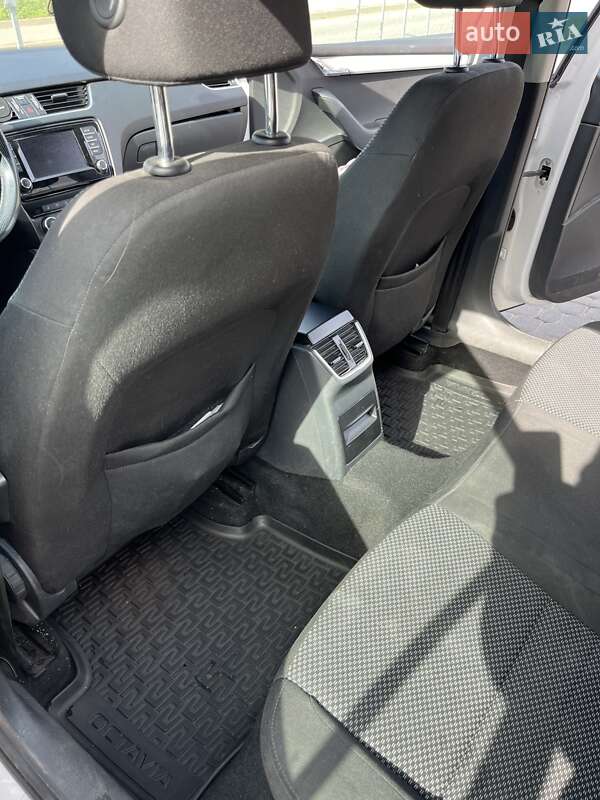 Універсал Skoda Octavia 2017 в Івано-Франківську