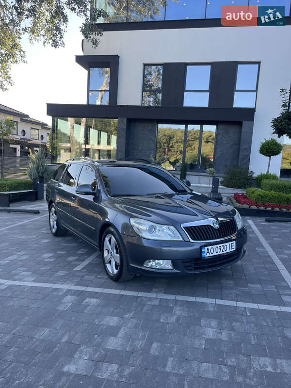 Универсал Skoda Octavia 2011 в Ужгороде