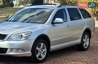 Універсал Skoda Octavia 2009 в Харкові