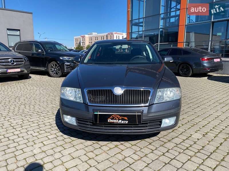 Лифтбек Skoda Octavia 2006 в Львове