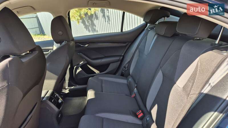 Лифтбек Skoda Octavia 2022 в Киеве
