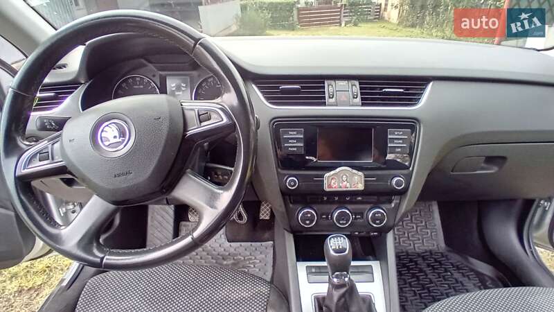 Универсал Skoda Octavia 2014 в Виноградове