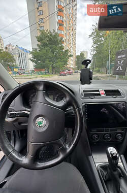 Лифтбек Skoda Octavia 2004 в 