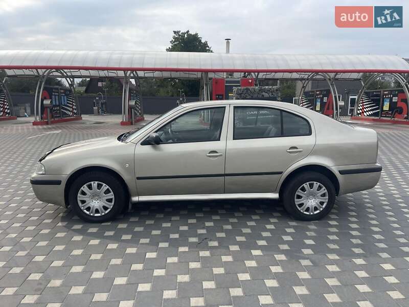 Лифтбек Skoda Octavia 2005 в Полтаве