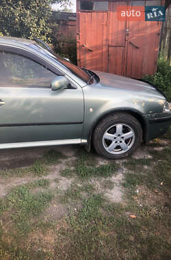 Лифтбек Skoda Octavia 2001 в 