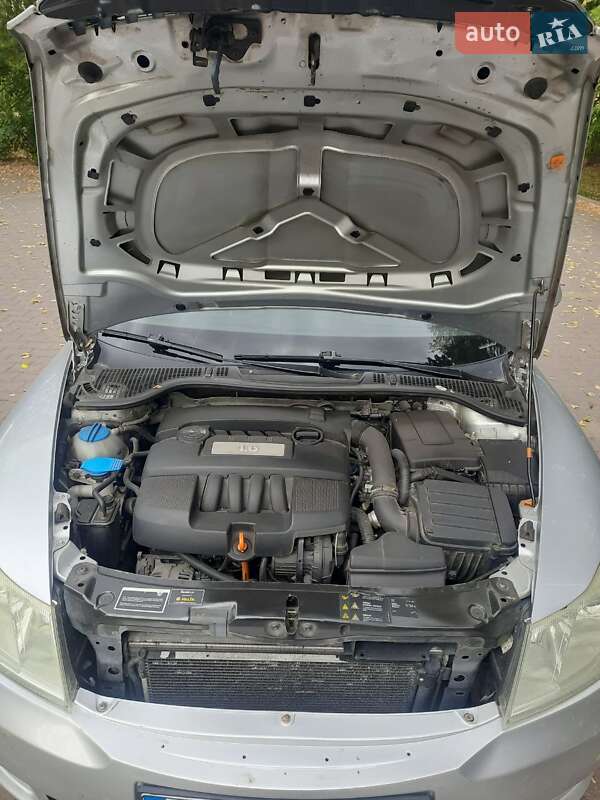 Универсал Skoda Octavia 2009 в Миргороде