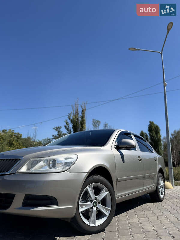 Лифтбек Skoda Octavia 2011 в Кривом Роге фото 3 Лифтбек Skoda Octavia 2011 в Кривом Роге