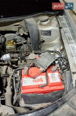 Лифтбек Skoda Octavia 2003 в 