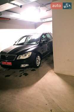 Универсал Skoda Octavia 2009 в 