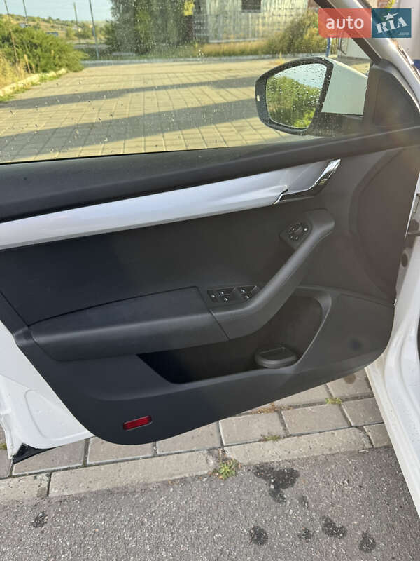 Универсал Skoda Octavia 2014 в Великой Багачке фото 15 Универсал Skoda Octavia 2014 в Великой Багачке