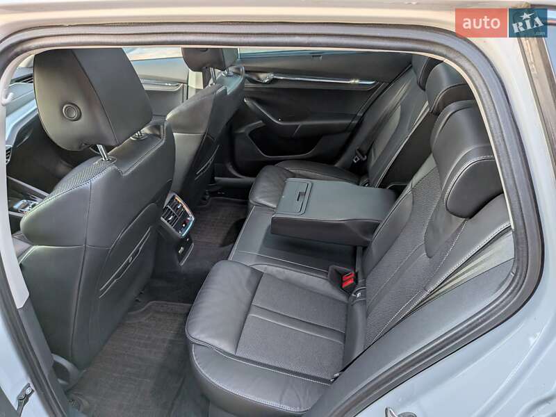 Универсал Skoda Octavia 2020 в Луцке