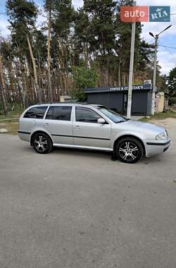 Универсал Skoda Octavia 2001 в 