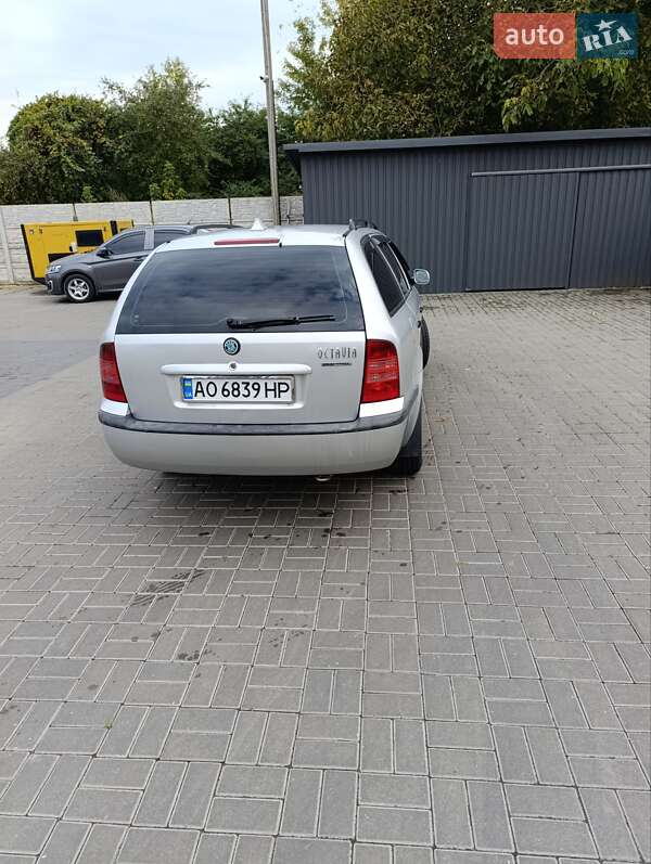 Универсал Skoda Octavia 2000 в 