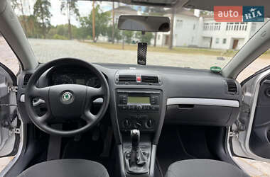 Лифтбек Skoda Octavia 2006 в 