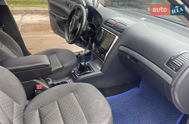 Лифтбек Skoda Octavia 2010 в 