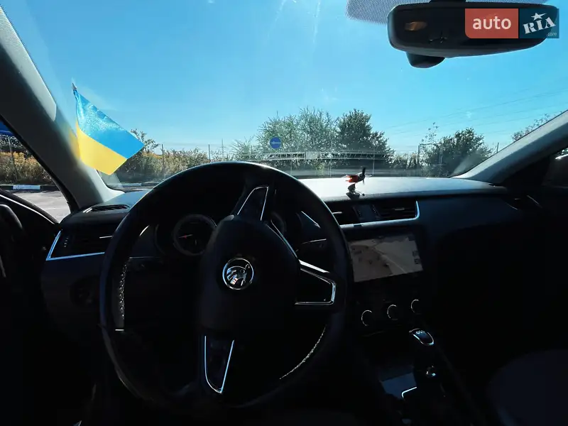 Skoda Octavia 2017 VIN TMBJG9NE2J0198820 фото оголошення 10 з 65