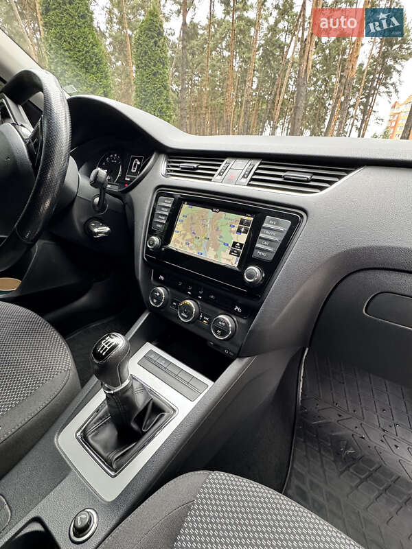 Универсал Skoda Octavia 2015 в Киеве