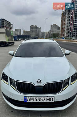 Універсал Skoda Octavia 2019 в 