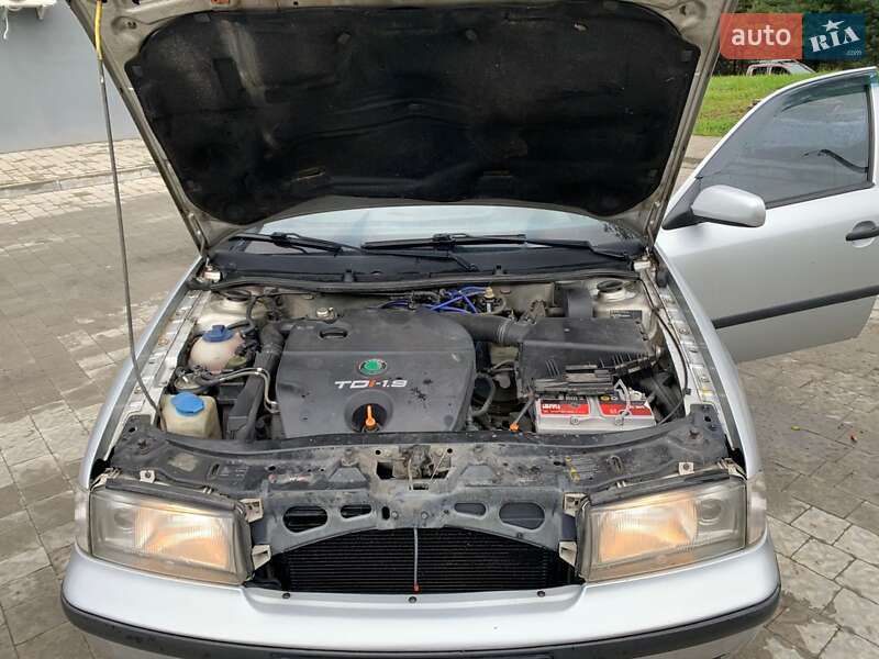 Универсал Skoda Octavia 1999 в Новояворовске