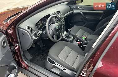 Лифтбек Skoda Octavia 2012 в 