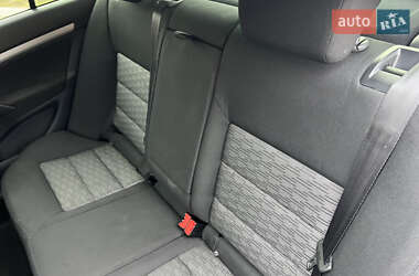 Лифтбек Skoda Octavia 2012 в 