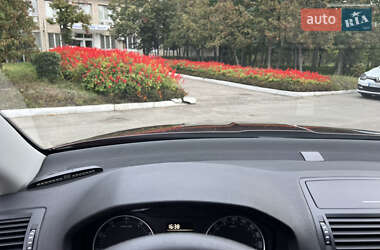 Лифтбек Skoda Octavia 2012 в 