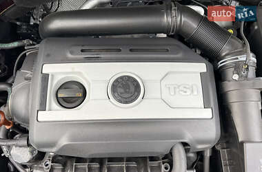 Лифтбек Skoda Octavia 2012 в 