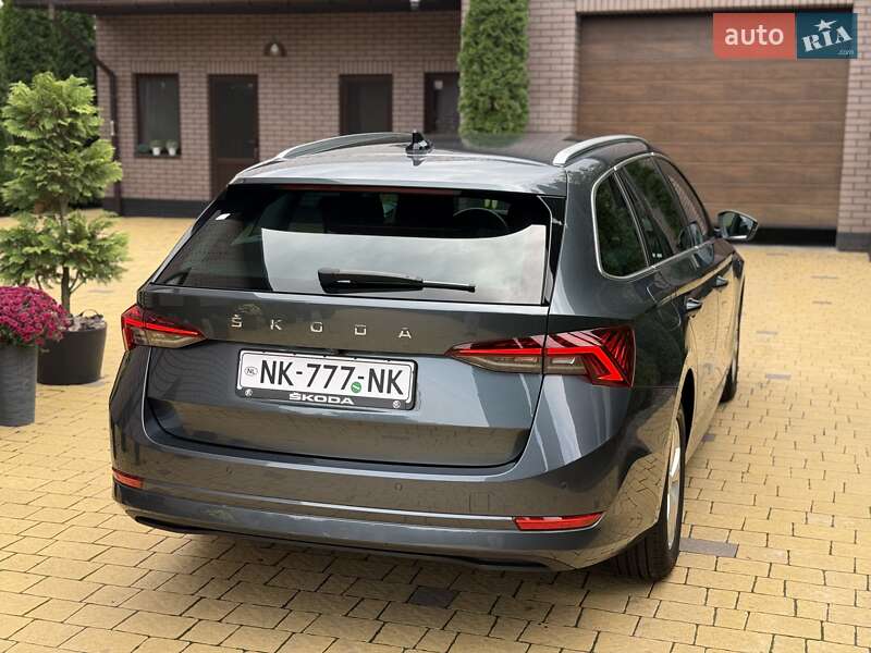 Универсал Skoda Octavia 2021 в Радивилове