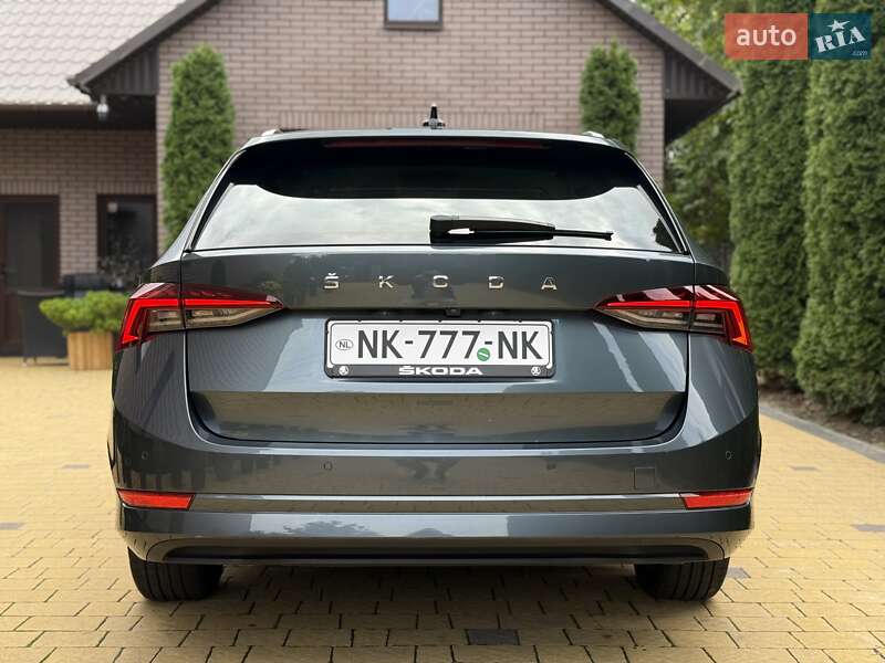 Универсал Skoda Octavia 2021 в Радивилове